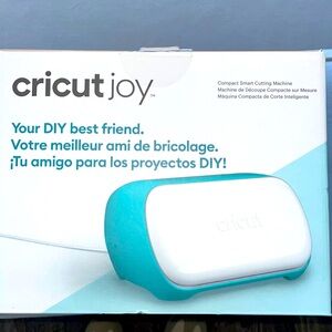 Cricutjoy only used once. Perfect condition.